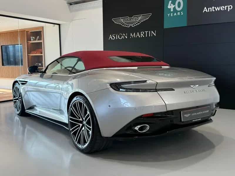 Aston Martin DB12 Volante 07/2025-photo-26