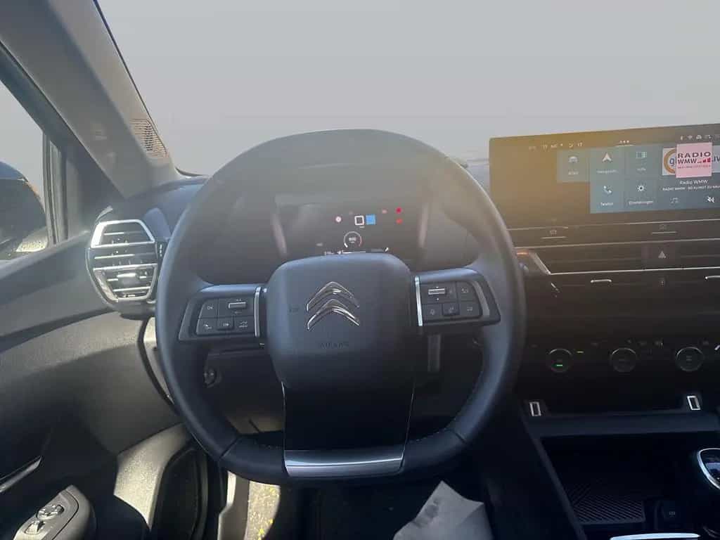 Citroën C4 PureTech 130 S&S 02/2024-photo-11