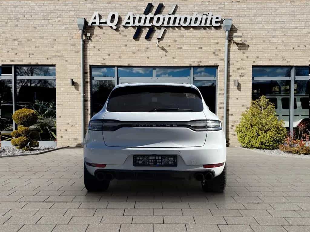 Porsche Macan 07/2019-photo-3