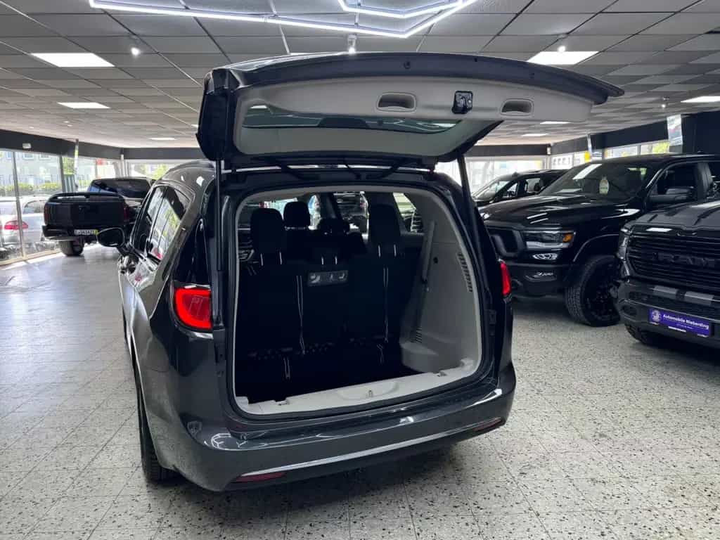 Chrysler Pacifica 3.6 V6 / Kamera / 8 Sitzer / TÜV NEU 10/2018-photo-16