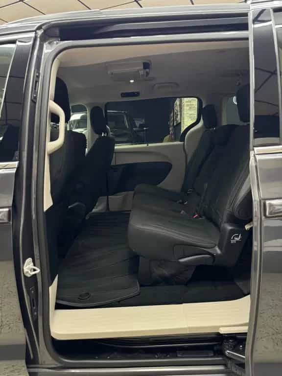 Chrysler Pacifica 3.6 V6 / Kamera / 8 Sitzer / TÜV NEU 10/2018-photo-33