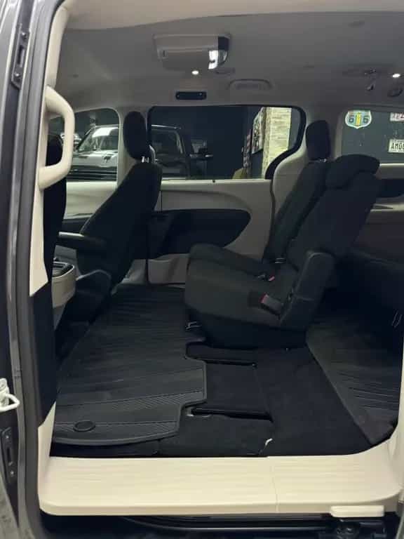 Chrysler Pacifica 3.6 V6 / Kamera / 8 Sitzer / TÜV NEU 10/2018-photo-35