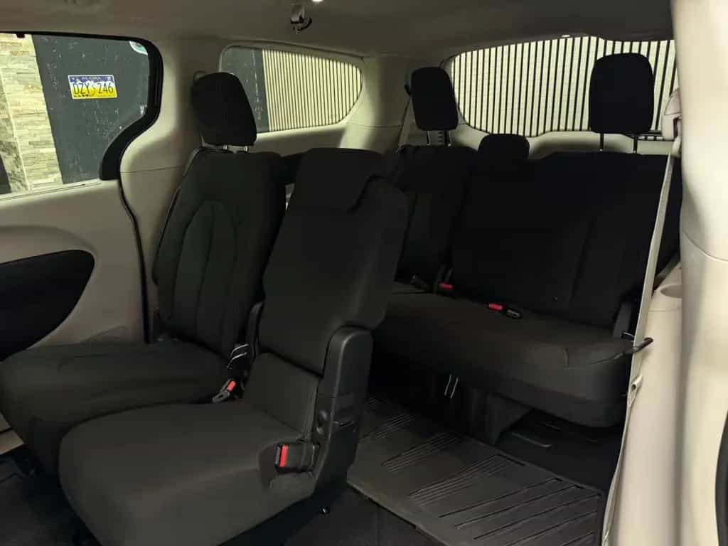 Chrysler Pacifica 3.6 V6 / Kamera / 8 Sitzer / TÜV NEU 10/2018-photo-36