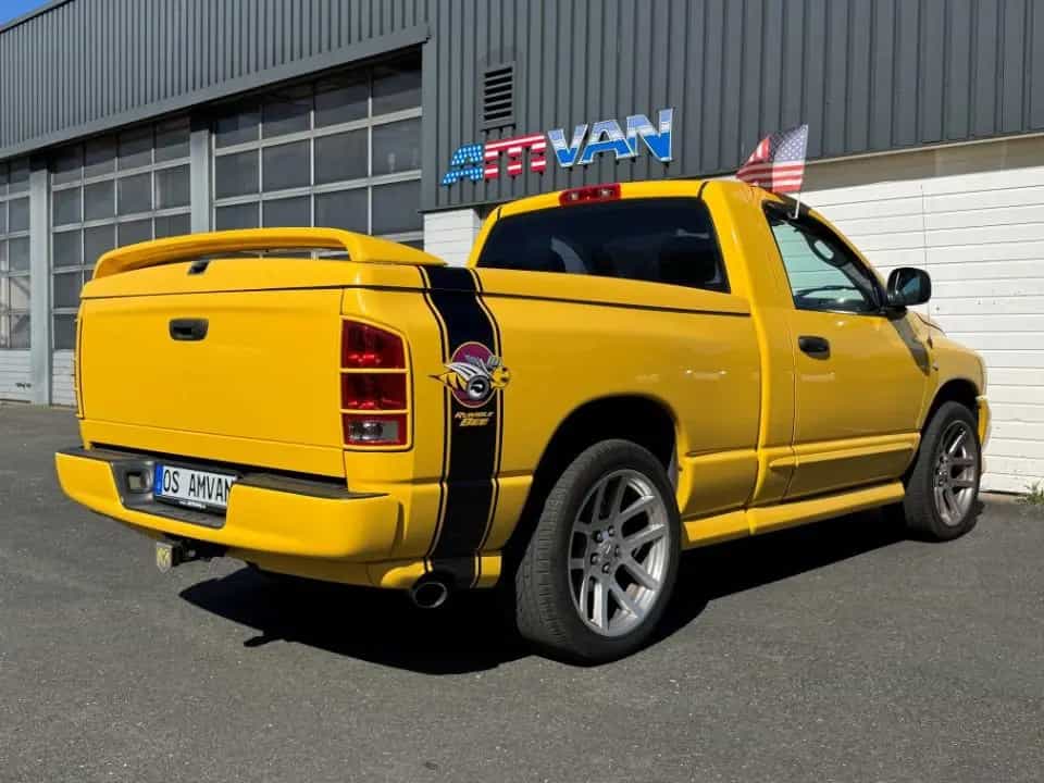 Dodge RAM 5.7 V8 HEMI Single Cab ShortBed Rumble Bee 05/2004-photo-1