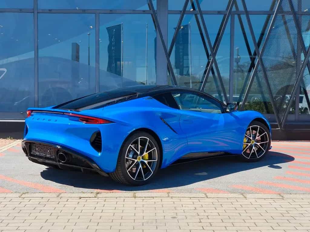 Lotus Emira V6 First Edition 06/2023-photo-3