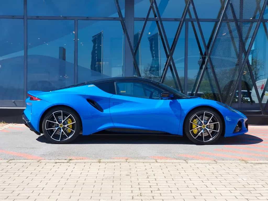 Lotus Emira V6 First Edition 06/2023-photo-5