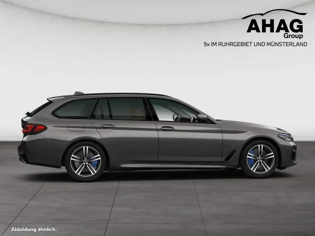 BMW 5 Series 530i xDrive Touring 06/2021-photo-7