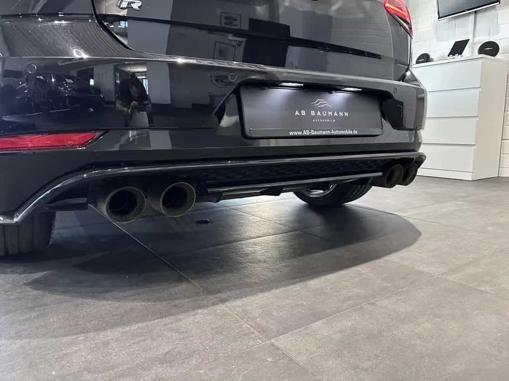 Volkswagen Golf R *AKRAPOVIC, PANO, DYNAUDIO, H&R, RFK, ACC 07/2019-photo-20