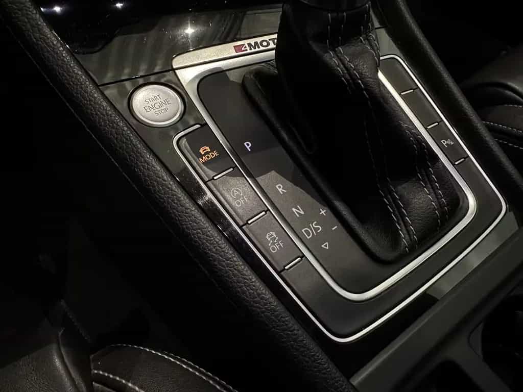 Volkswagen Golf R *AKRAPOVIC, PANO, DYNAUDIO, H&R, RFK, ACC 07/2019-photo-37