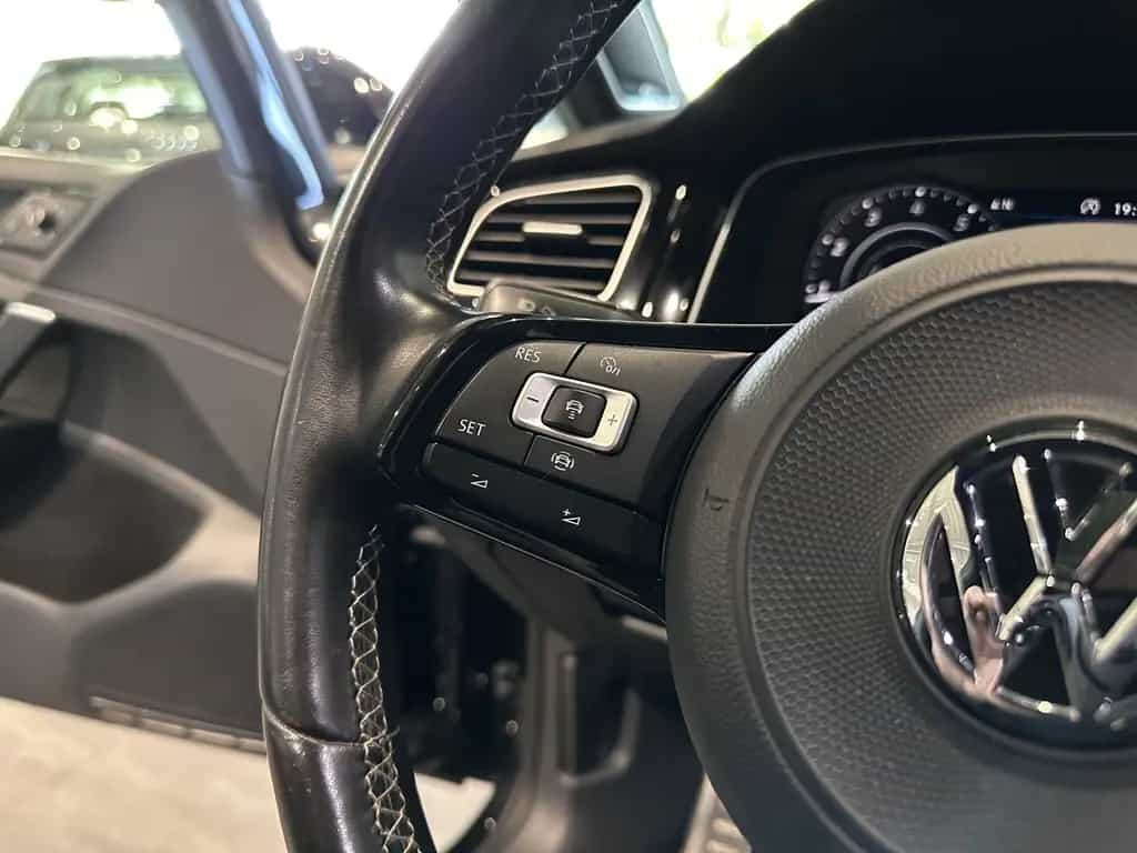 Volkswagen Golf R *AKRAPOVIC, PANO, DYNAUDIO, H&R, RFK, ACC 07/2019-photo-39