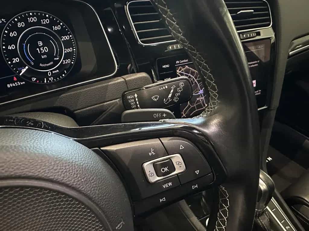 Volkswagen Golf R *AKRAPOVIC, PANO, DYNAUDIO, H&R, RFK, ACC 07/2019-photo-40