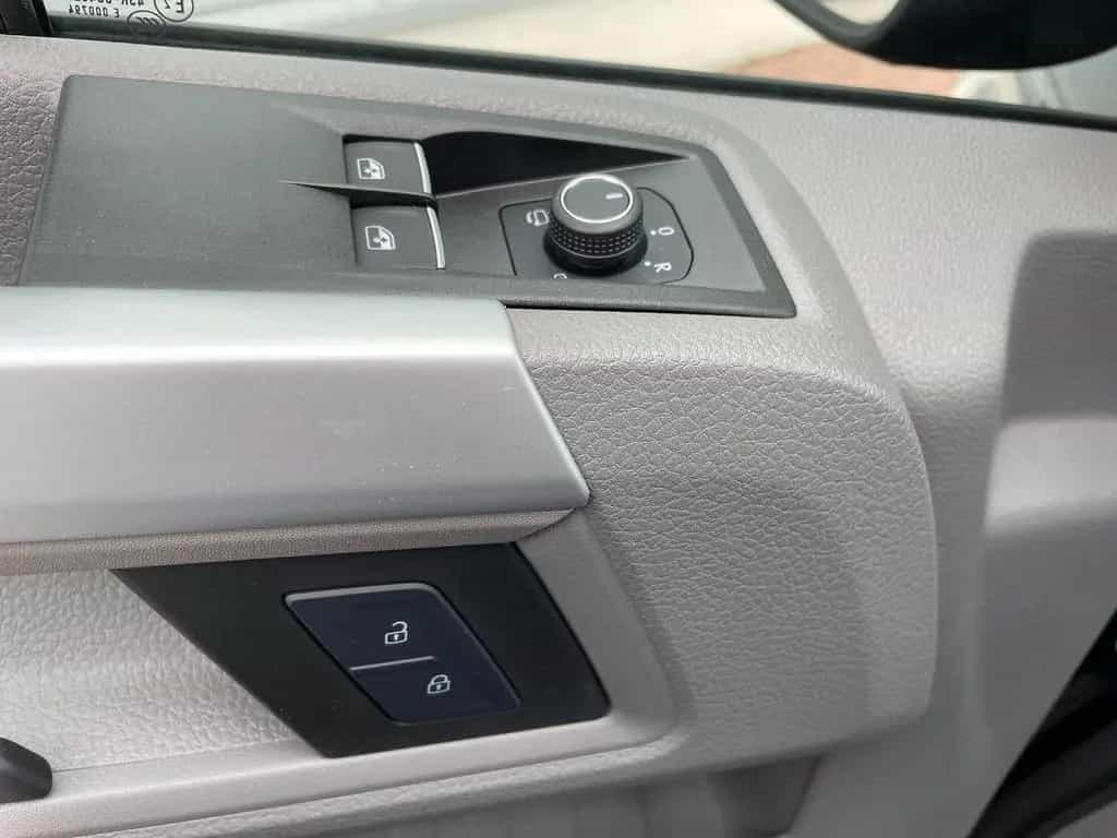 MAN TGE 3.200 L3H2 MIXTO 4x4 Individual S ACC STHZ 04/2026-photo-30