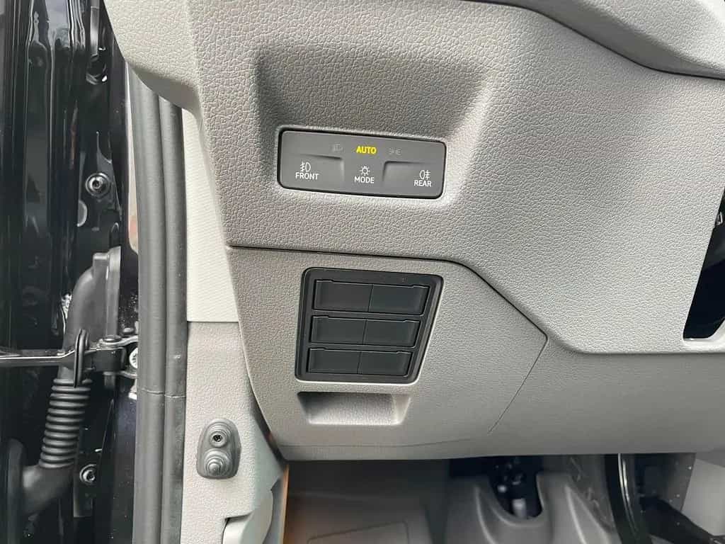 MAN TGE 3.200 L3H2 MIXTO 4x4 Individual S ACC STHZ 04/2026-photo-34