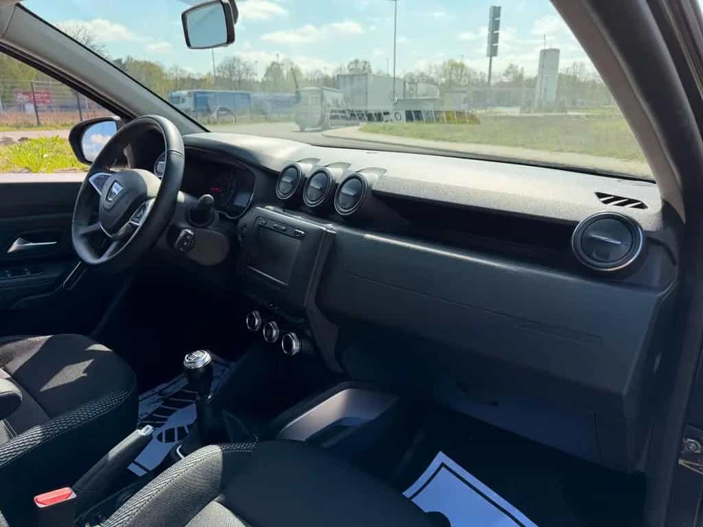 Dacia Duster II TCe 130 Prestige 07/2020-photo-17