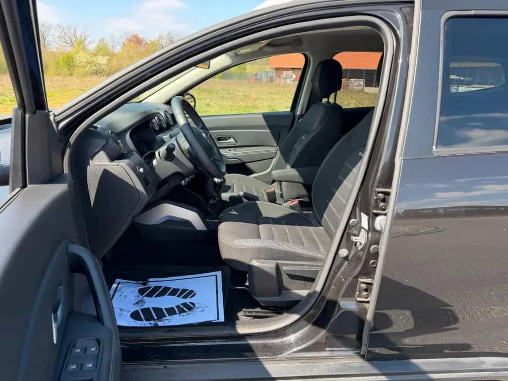 Dacia Duster II TCe 130 Prestige 07/2020-photo-6