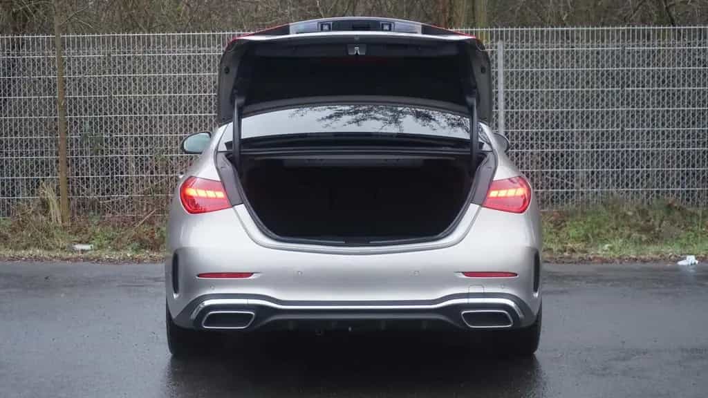 Mercedes-Benz C 200 AMG LED/Pano/SpurAs/Cam/TWA/Ambiente/Navi+ 01/2022-photo-4