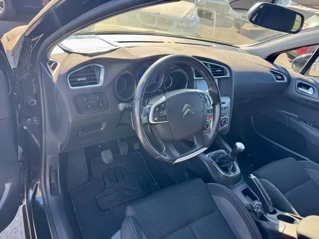 Citroën C4 Lim. Selection 1.2 Pure Tech-Apple CarPlay 06/2017-photo-13