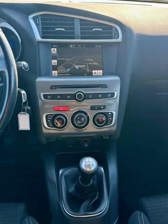 Citroën C4 Lim. Selection 1.2 Pure Tech-Apple CarPlay 06/2017-photo-22