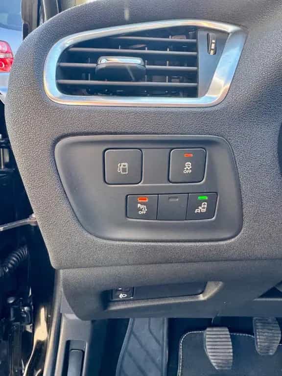 Citroën C4 Lim. Selection 1.2 Pure Tech-Apple CarPlay 06/2017-photo-24