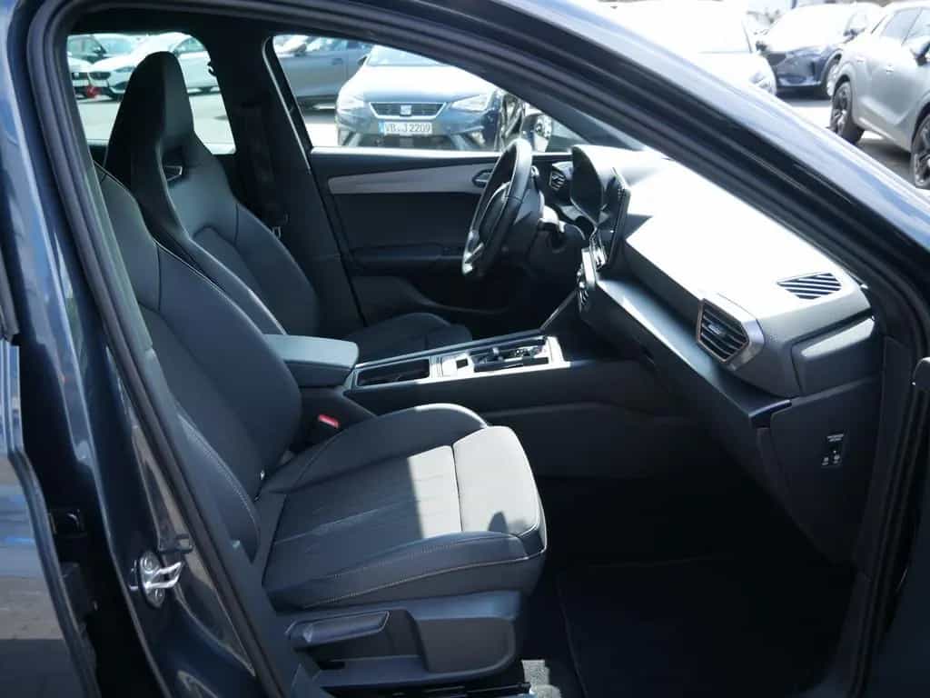 Cupra Leon 2.0 TSI VZ PDC SHZ DCC KAMERA NAVI ACC LED 04/2022-photo-1
