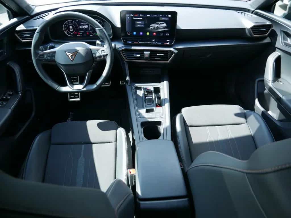 Cupra Leon 2.0 TSI VZ PDC SHZ DCC KAMERA NAVI ACC LED 04/2022-photo-5