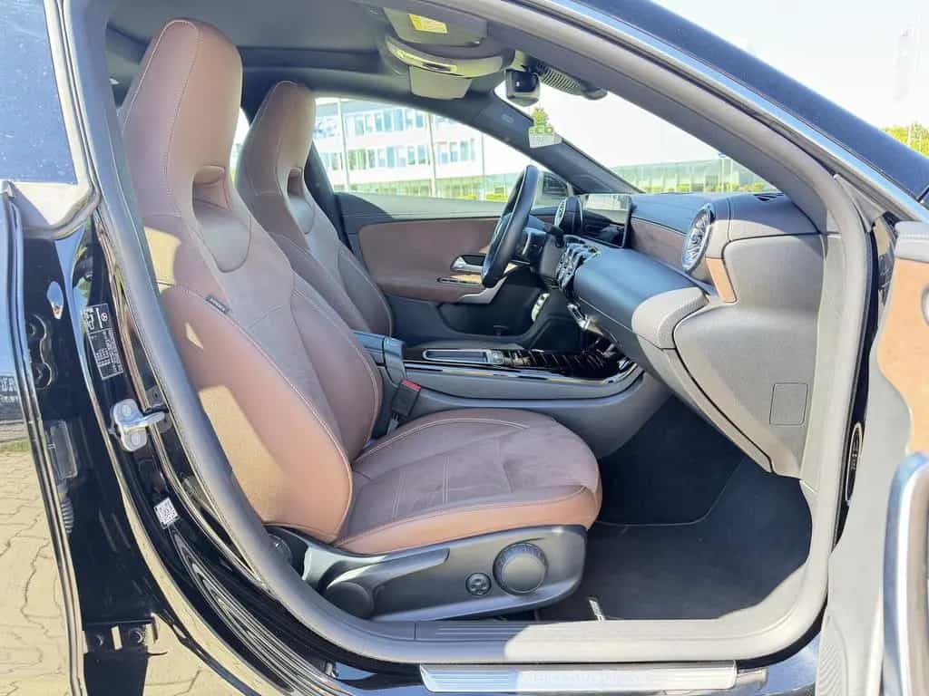 Mercedes-Benz CLA 180 AMG Line Aut. Navi+Leder+Led+Panorama 07/2024-photo-10