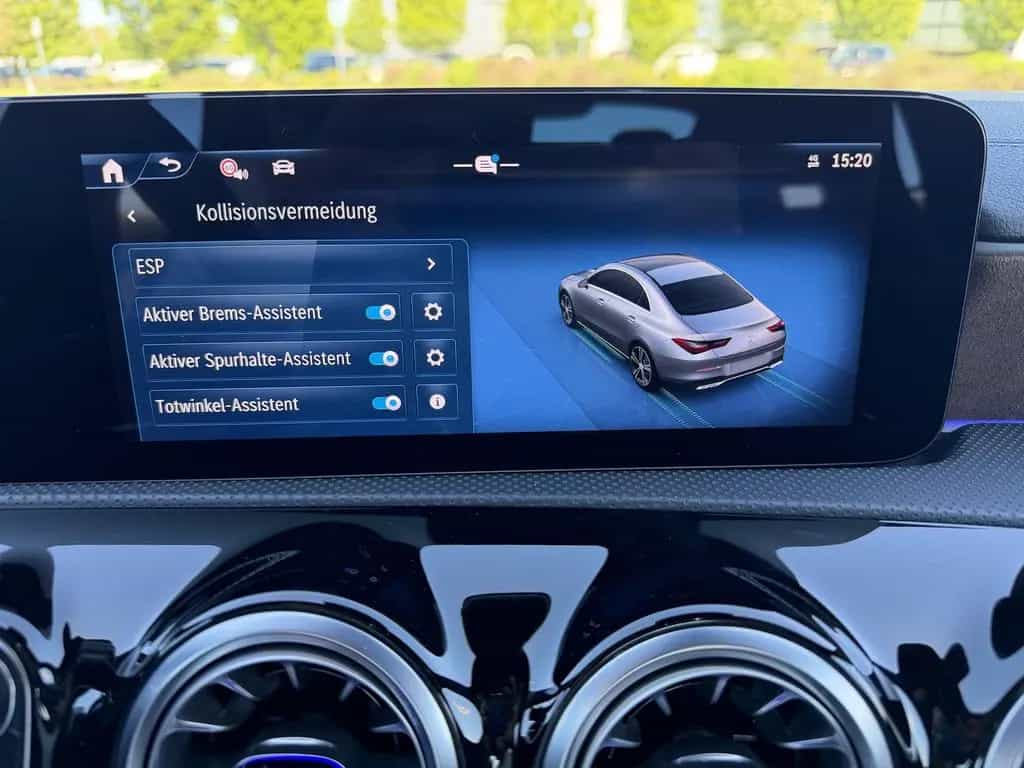 Mercedes-Benz CLA 180 AMG Line Aut. Navi+Leder+Led+Panorama 07/2024-photo-15