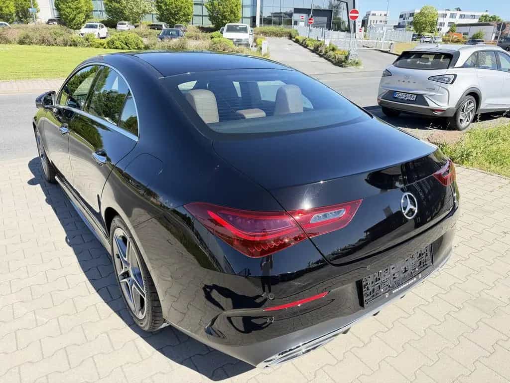 Mercedes-Benz CLA 180 AMG Line Aut. Navi+Leder+Led+Panorama 07/2024-photo-5