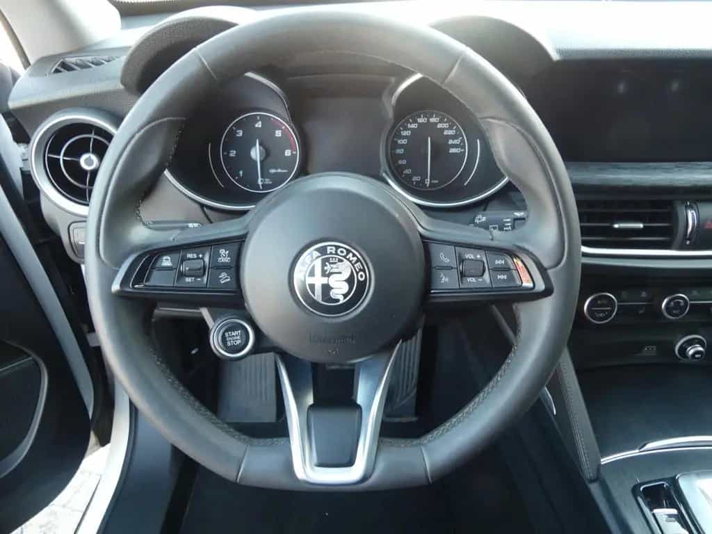 Alfa Romeo Stelvio Business Q4 Leder*Kamera*ACC 09/2020-photo-14