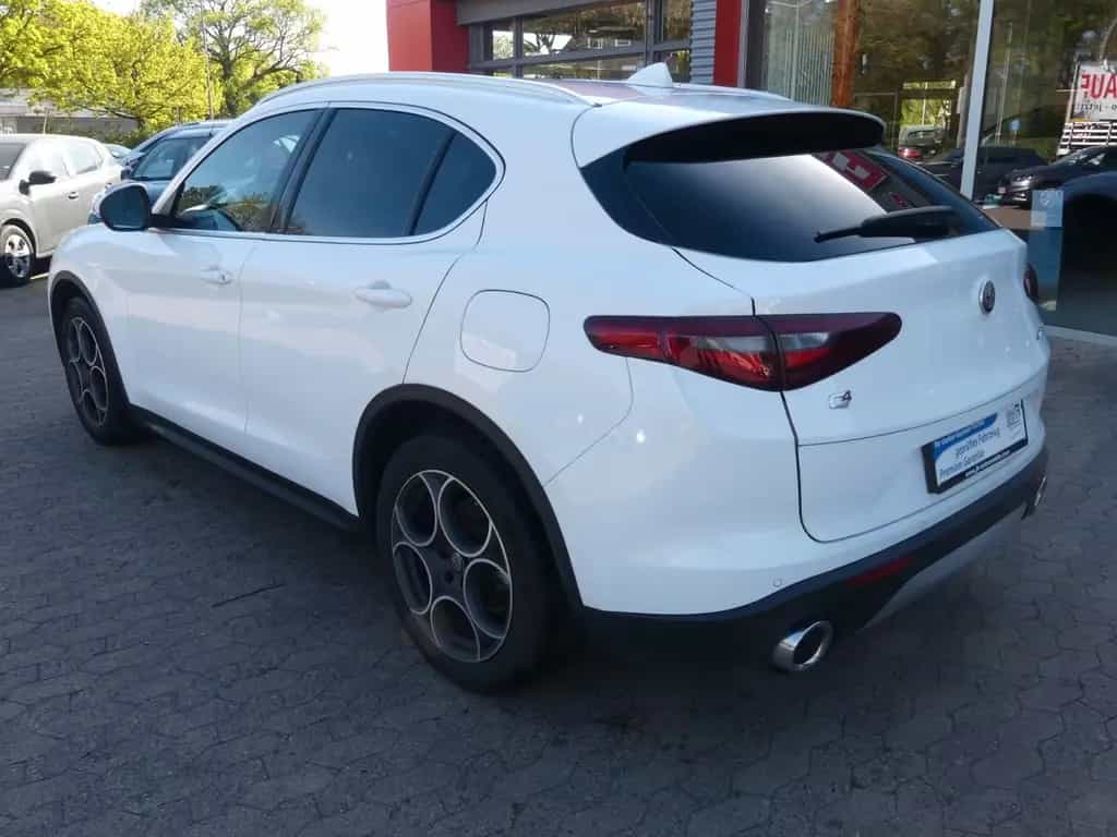 Alfa Romeo Stelvio Business Q4 Leder*Kamera*ACC 09/2020-photo-2