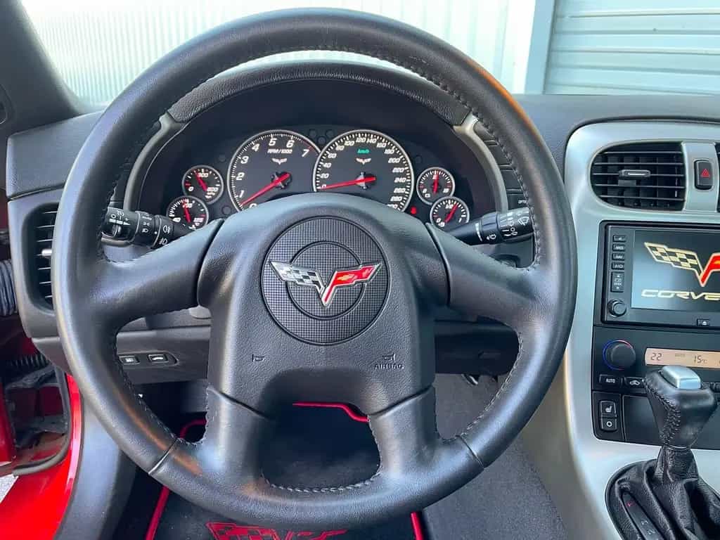 Corvette C6 6.0 V8 Targa 04/2005-photo-17