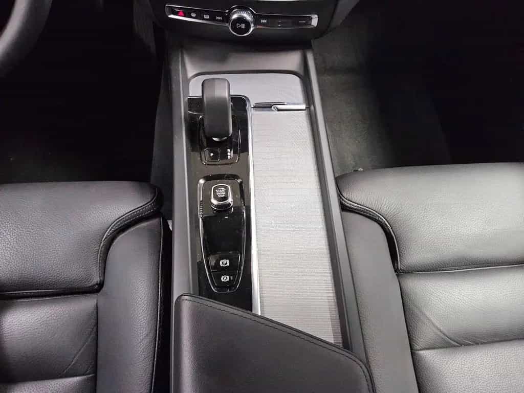 Volvo V60 B4 D Plus Dark Leder Navi LED Shz PDC 01/2023-photo-5