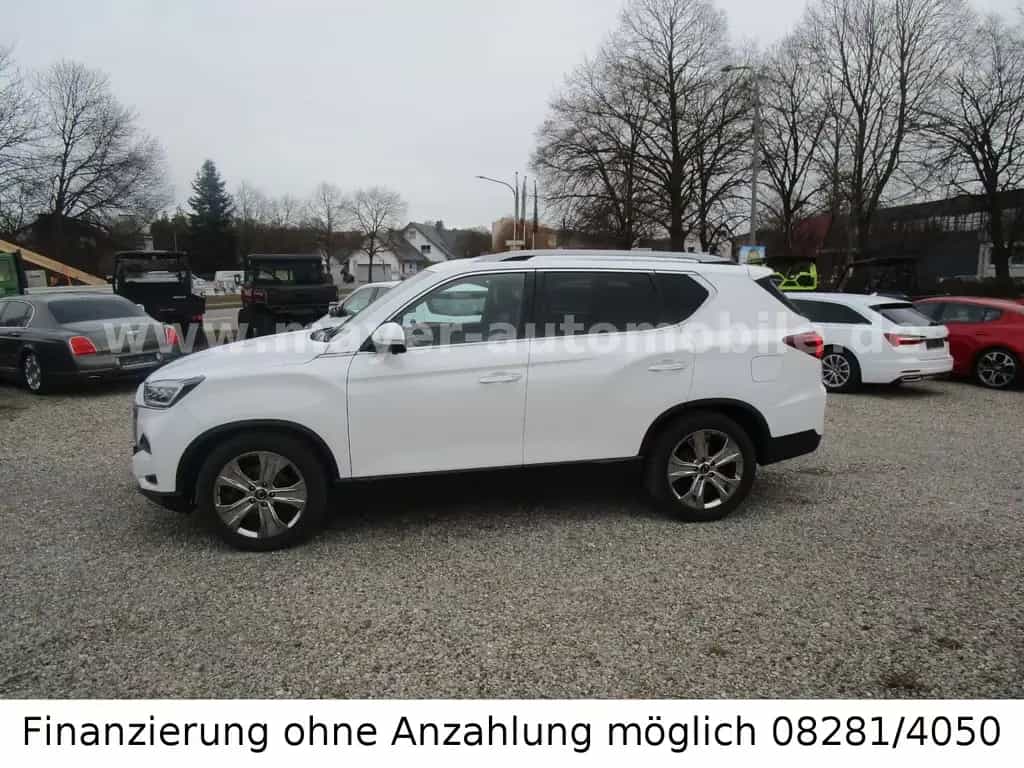 Ssangyong REXTON 2.2 Sapphire 4WD*LED*360*AHK*Nappa*ACC* 04/2021-photo-2