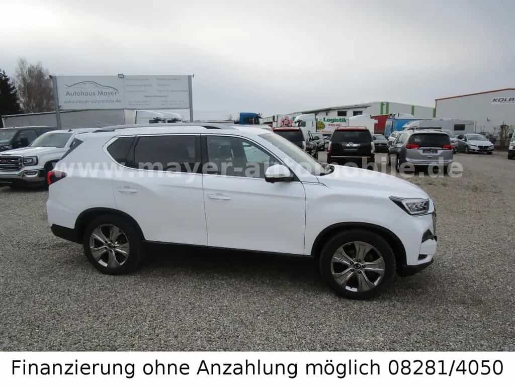 Ssangyong REXTON 2.2 Sapphire 4WD*LED*360*AHK*Nappa*ACC* 04/2021-photo-9