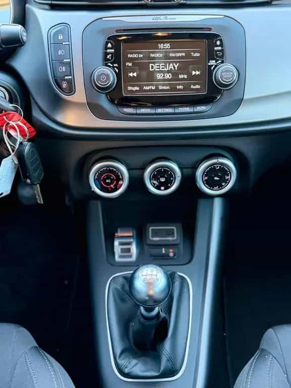 Alfa Romeo Giulietta 1.6 JTDm-2 120 CV Distincti 07/2015-photo-11