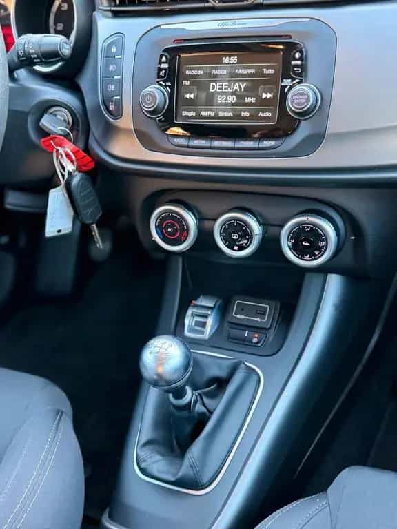 Alfa Romeo Giulietta 1.6 JTDm-2 120 CV Distincti 07/2015-photo-12