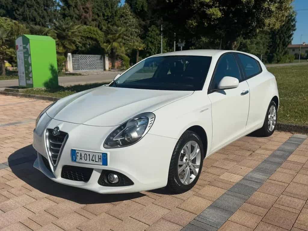 Alfa Romeo Giulietta 1.6 JTDm-2 120 CV Distincti 07/2015-photo-2