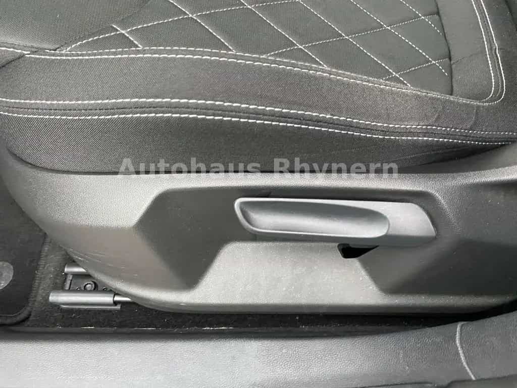 Skoda Karoq Sportline 1.5 TSI 110 kW 7-Gang DSG 03/2022-photo-22