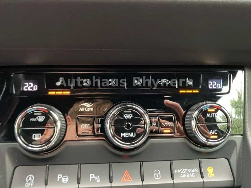 Skoda Karoq Sportline 1.5 TSI 110 kW 7-Gang DSG 03/2022-photo-40