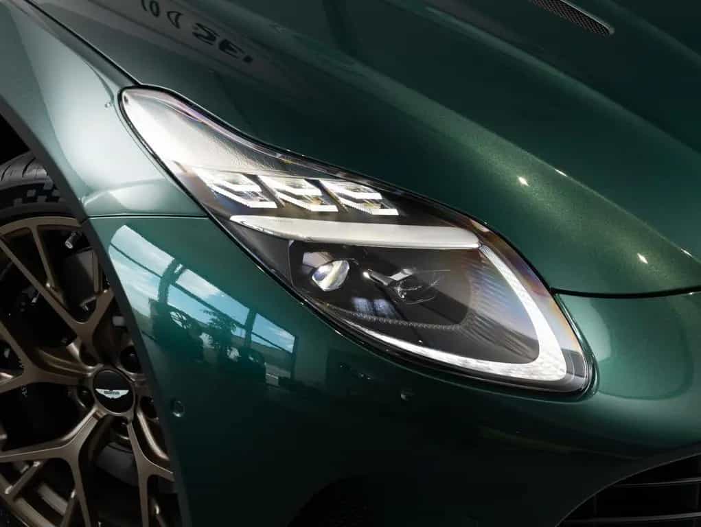Aston Martin DB12 4.0 V8 null-photo-17