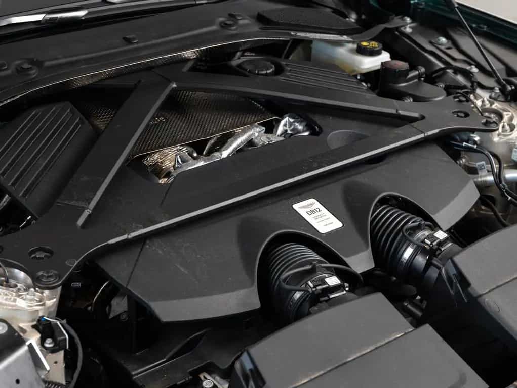 Aston Martin DB12 4.0 V8 null-photo-18