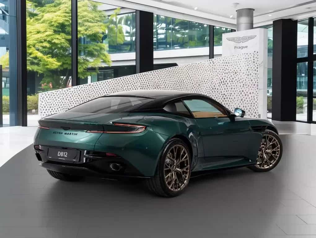Aston Martin DB12 4.0 V8 null-photo-4