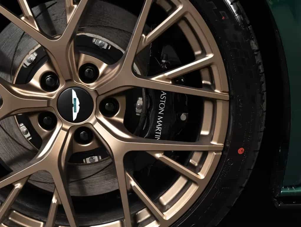 Aston Martin DB12 4.0 V8 null-photo-6