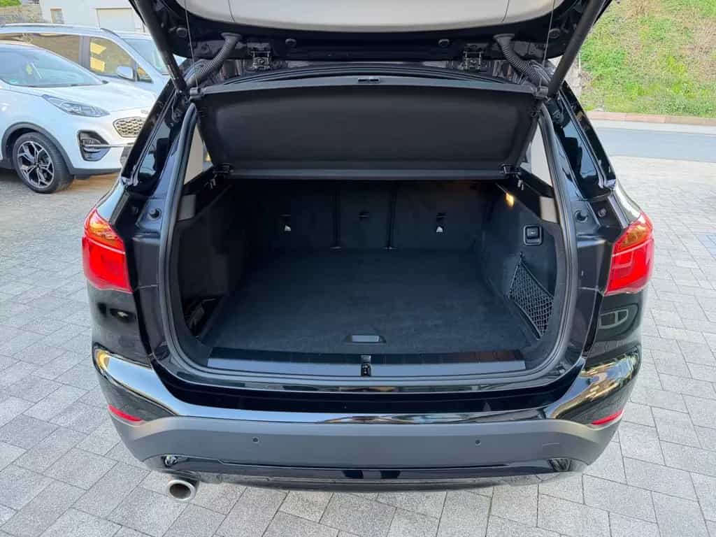 BMW X1 sDrive 18 i Advantage*1.Hand*Navi*SHZ*PDC* 09/2019-photo-13