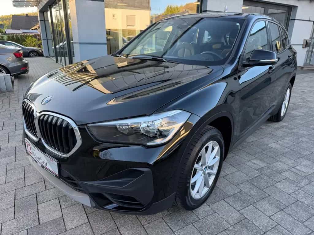 BMW X1 sDrive 18 i Advantage*1.Hand*Navi*SHZ*PDC* 09/2019-photo-2
