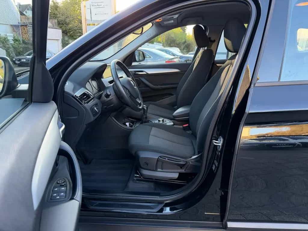 BMW X1 sDrive 18 i Advantage*1.Hand*Navi*SHZ*PDC* 09/2019-photo-24