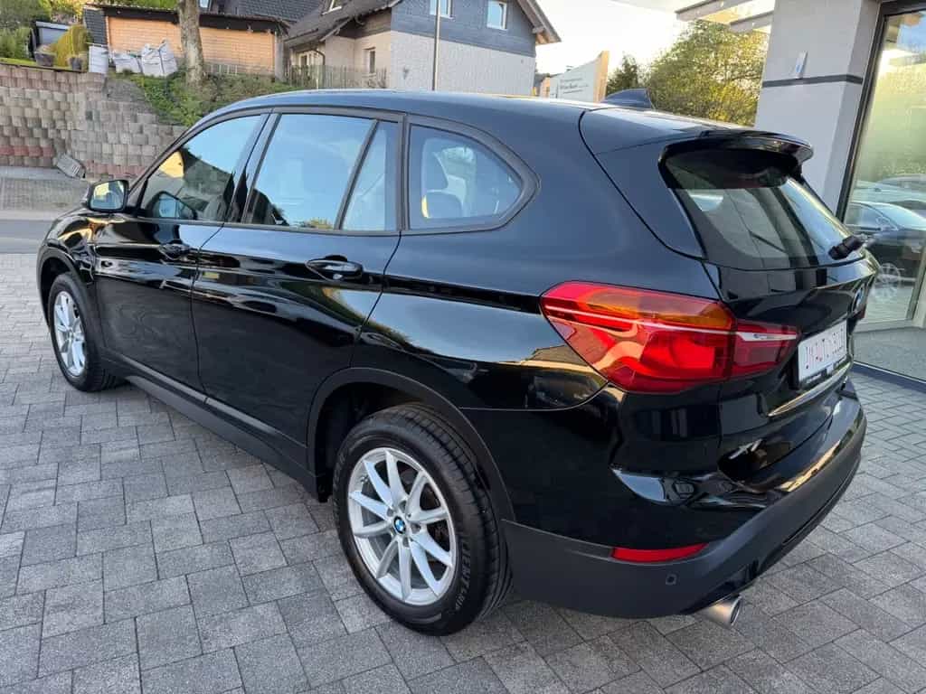 BMW X1 sDrive 18 i Advantage*1.Hand*Navi*SHZ*PDC* 09/2019-photo-4