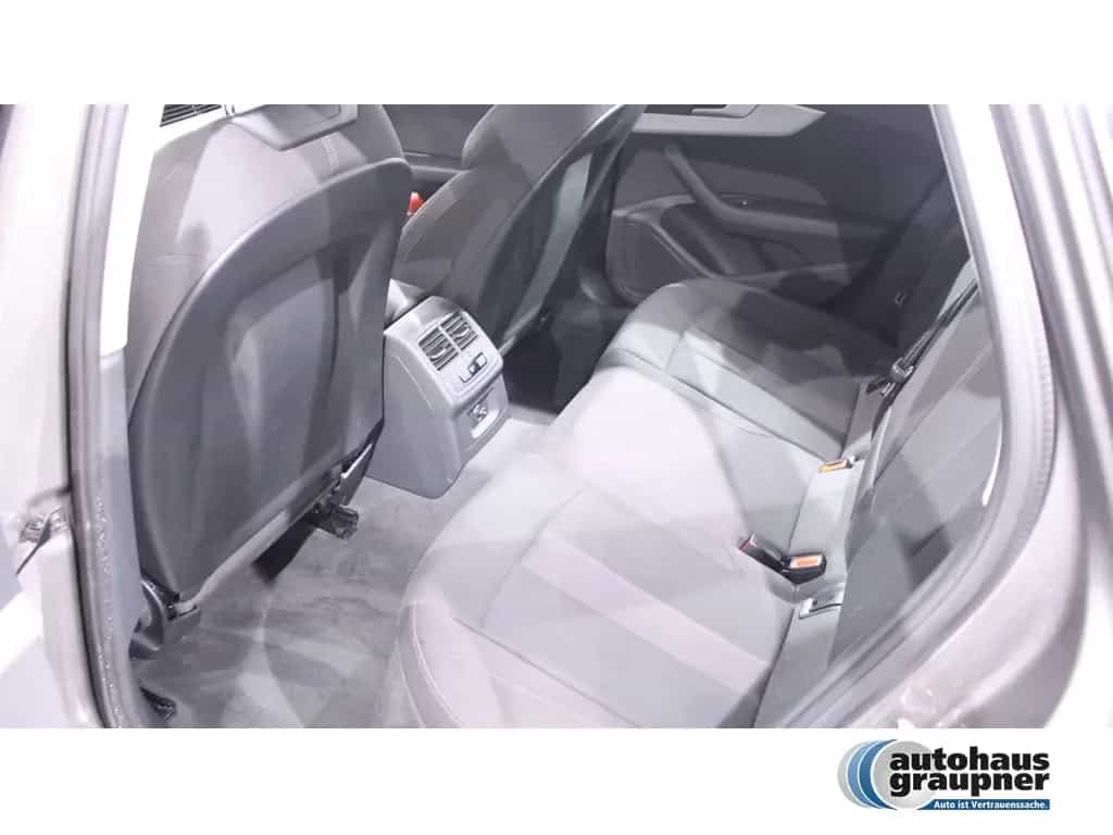 Audi A4 Avant 40 TFSI Advanced PDC SHZ NAVI ACC LED 08/2021-photo-14