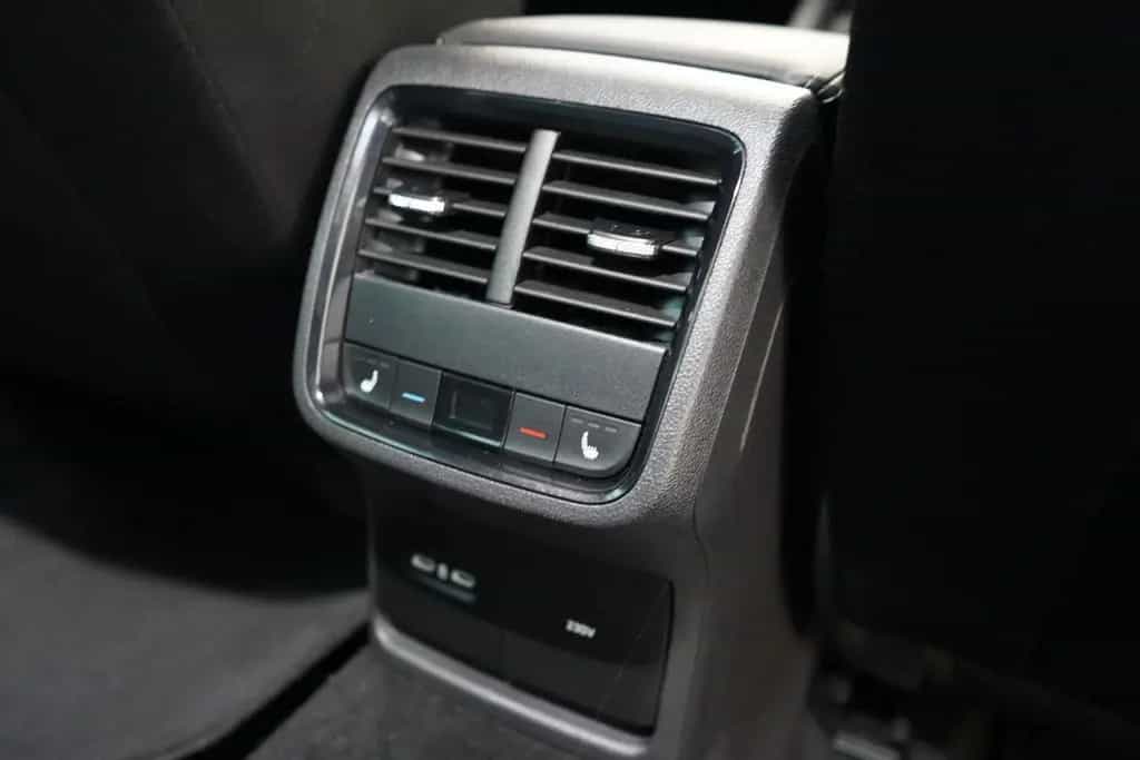 Skoda Octavia Combi Ambition XENON / NAVI / PDC 03/2023-photo-14