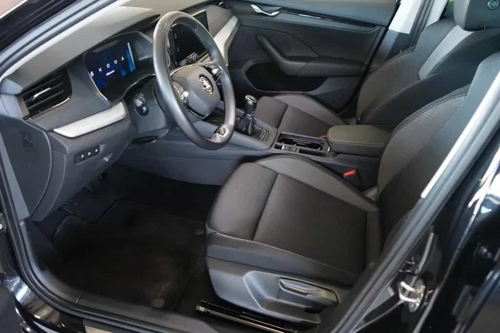 Skoda Octavia Combi Ambition XENON / NAVI / PDC 03/2023-photo-9